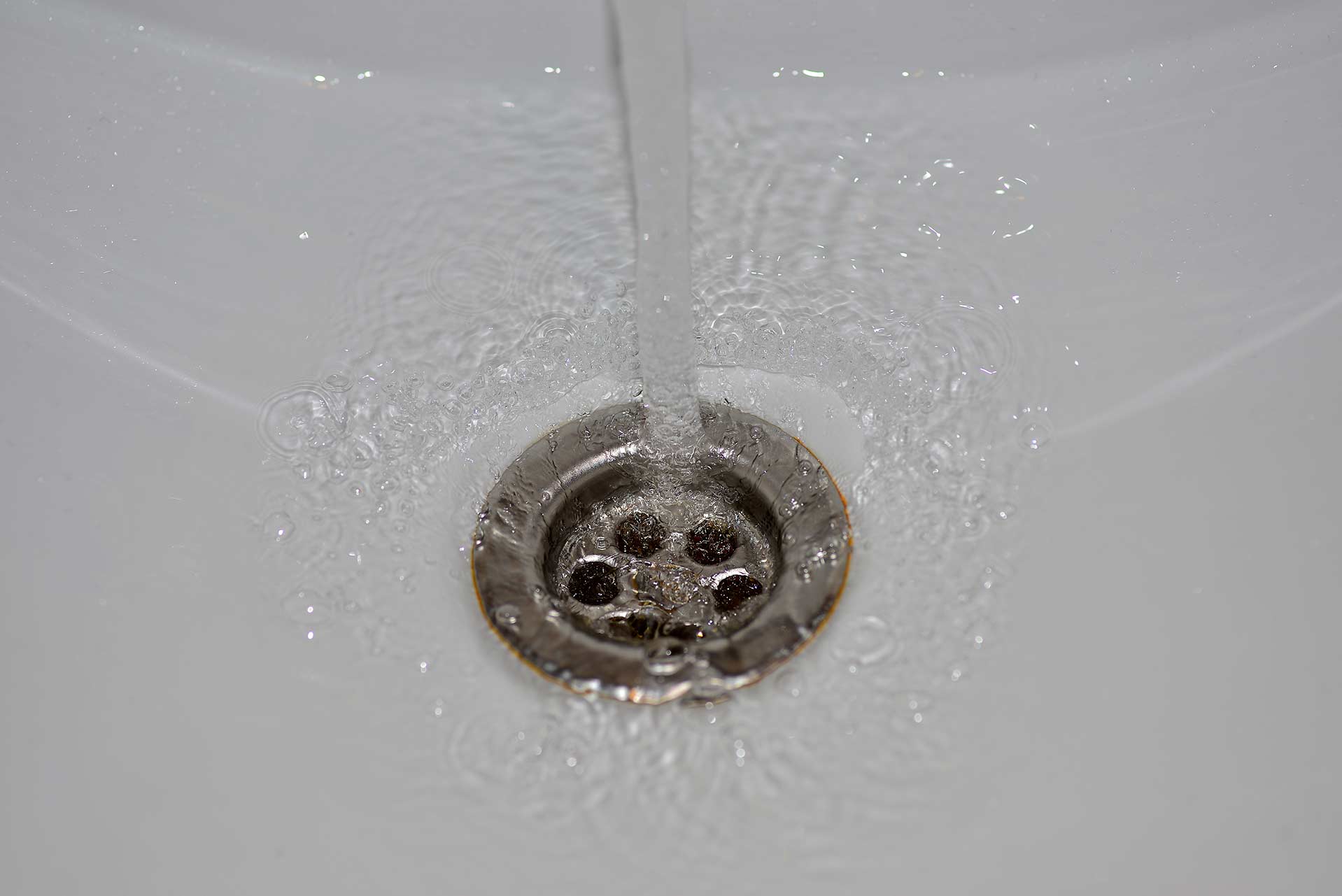 A2B Drains provides services to unblock blocked sinks and drains for properties in Dronfield.